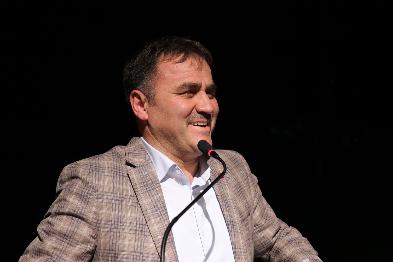 Çınaraltı söyleşilerinin konuğu Talha Bora Öge oldu 9