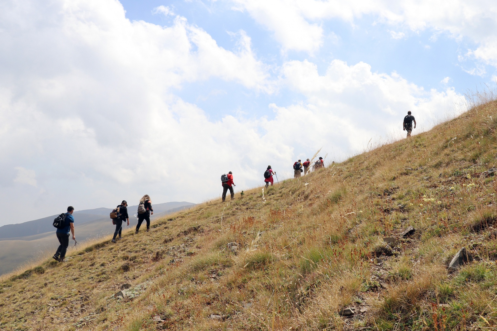 3 bin 331 metrede arkadaşlarını andılar 31