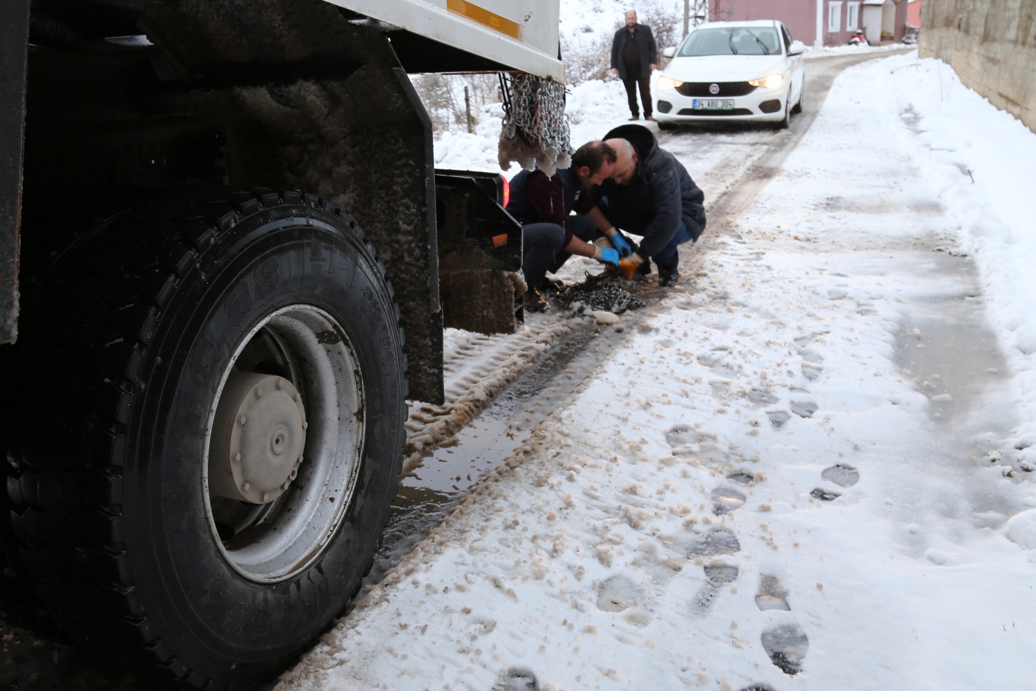 Taşımalı öğrencilerin zorlu yolculukları 2