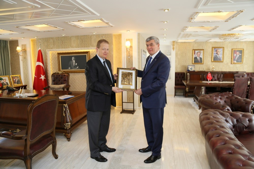 Adalet Bakanı Kenan İpek Gümüşhane'de 9