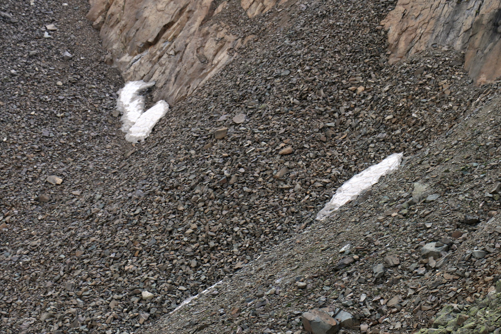 3 bin 331 metrede arkadaşlarını andılar 20