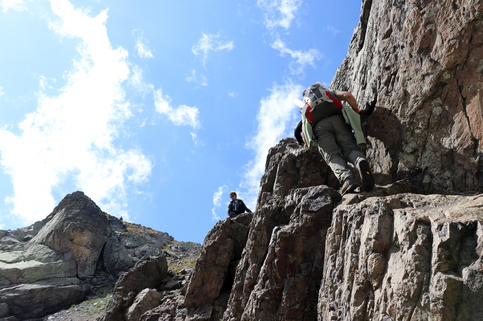 3 bin 331 metrede arkadaşlarını andılar 24