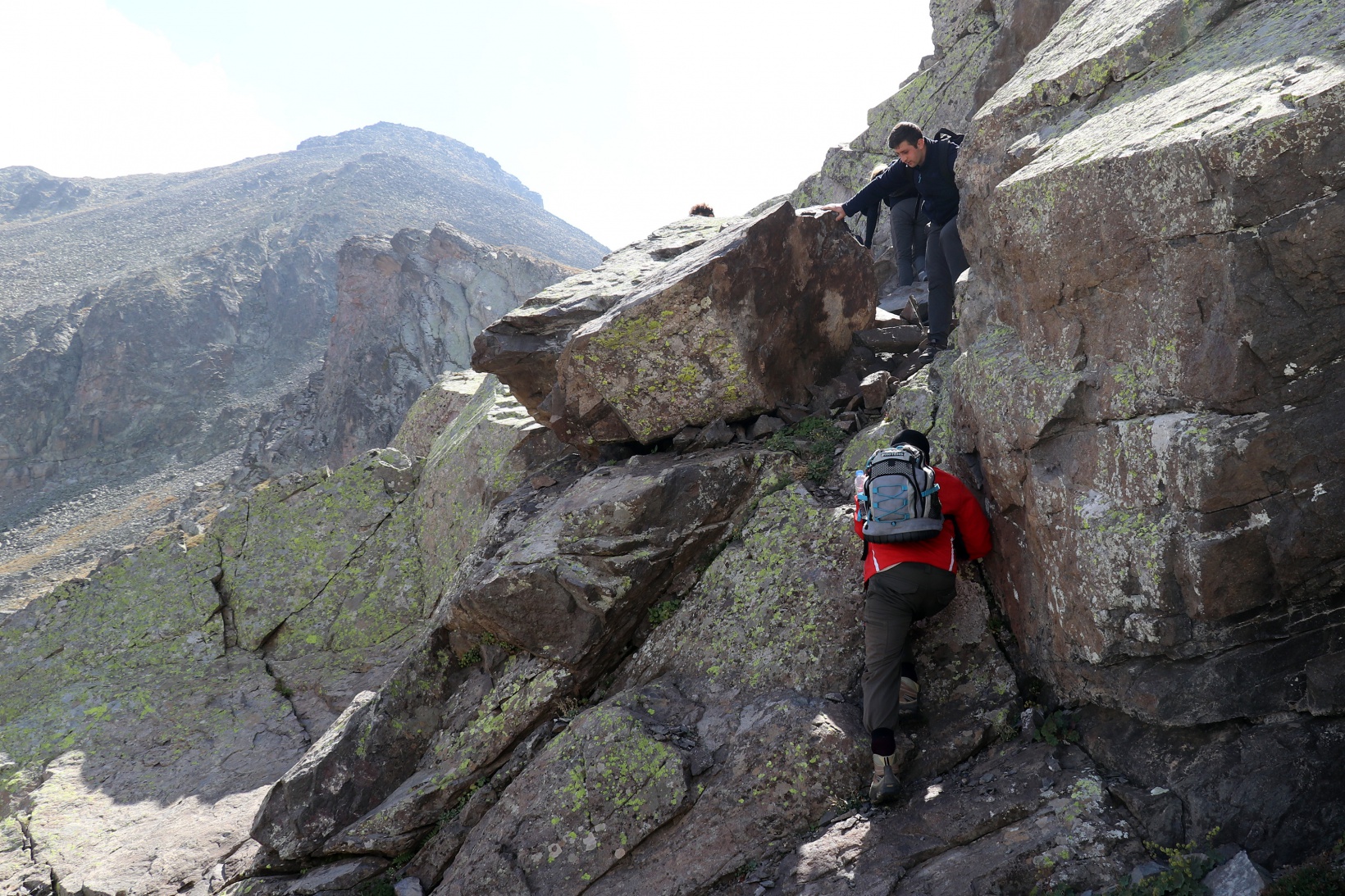 3 bin 331 metrede arkadaşlarını andılar 19