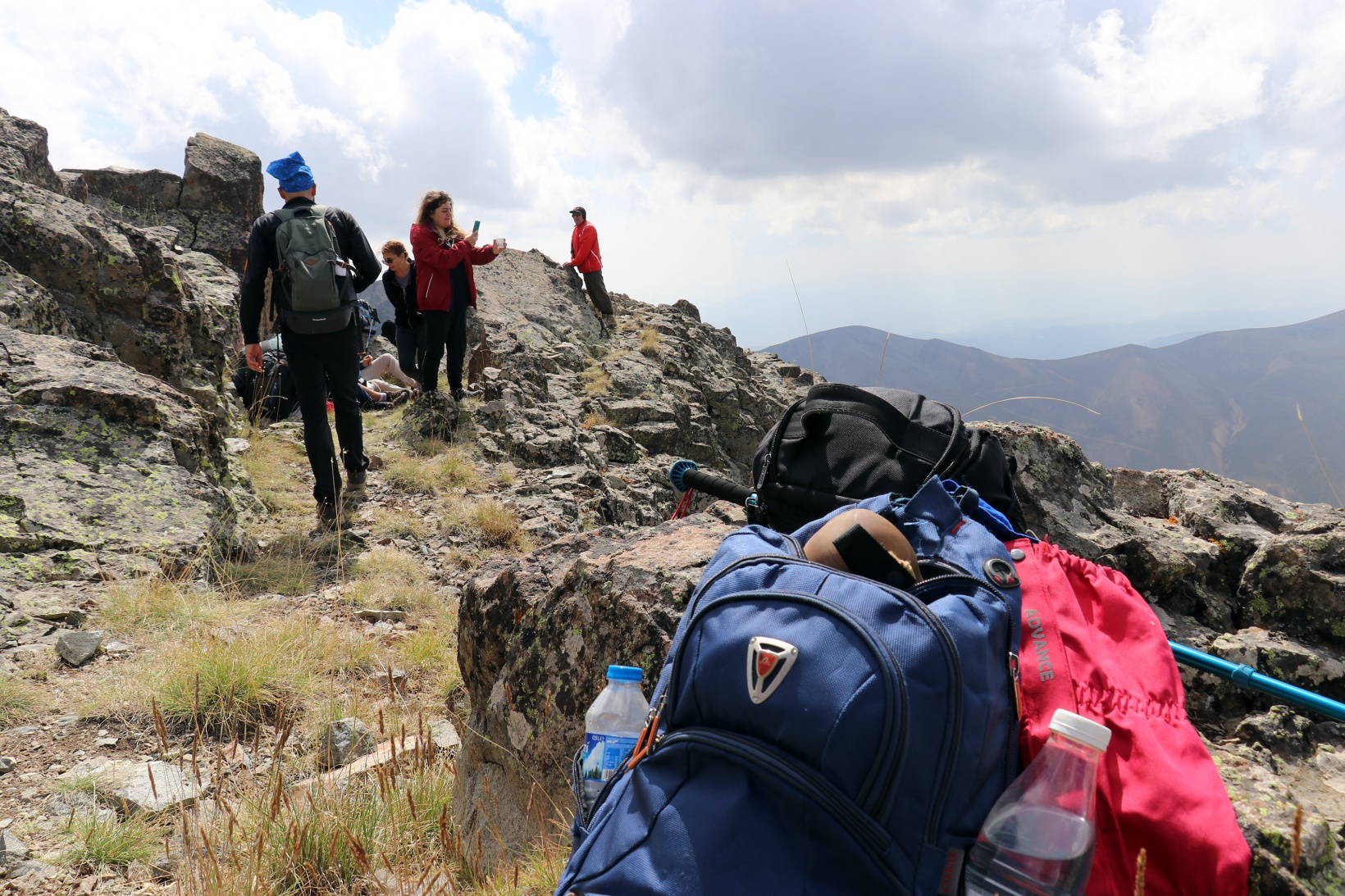 3 bin 331 metrede arkadaşlarını andılar 28