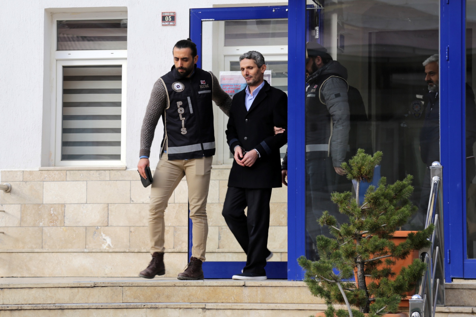 FETÖ’nün sözde Gümüşhane il imamı tutuklandı 5