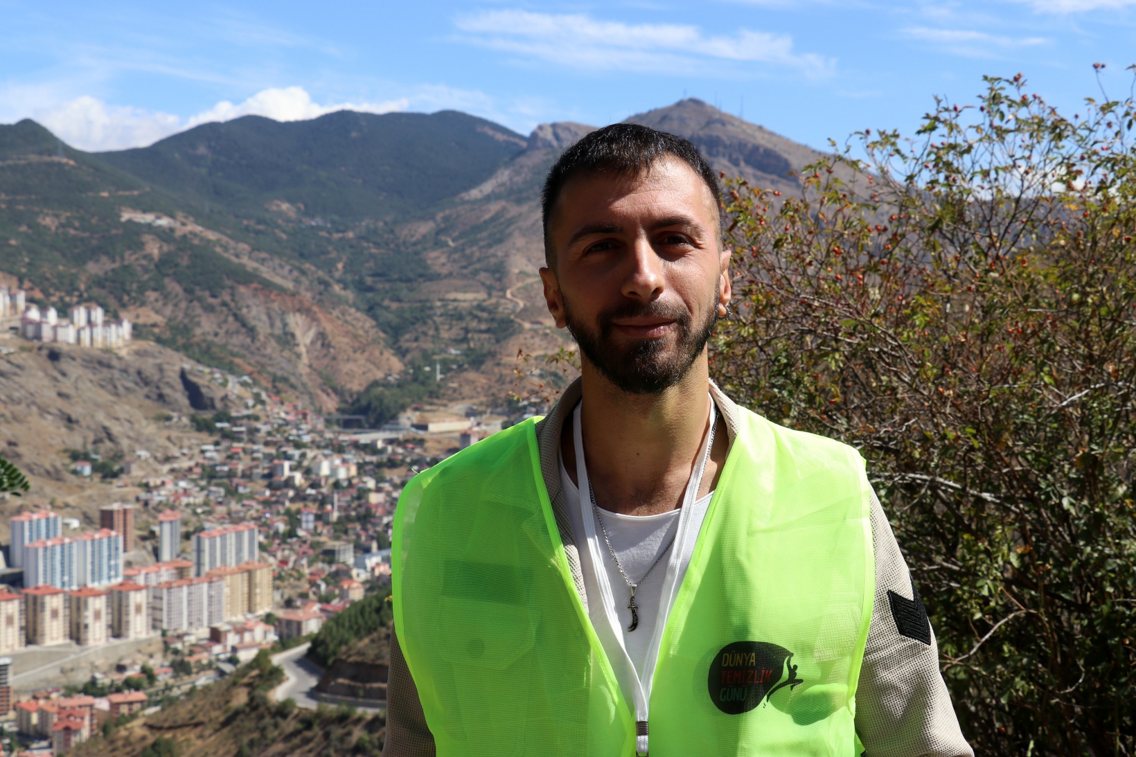 Gümüşhane’de Dünya Temizlik Gününde çevre temizliği yapıldı 8