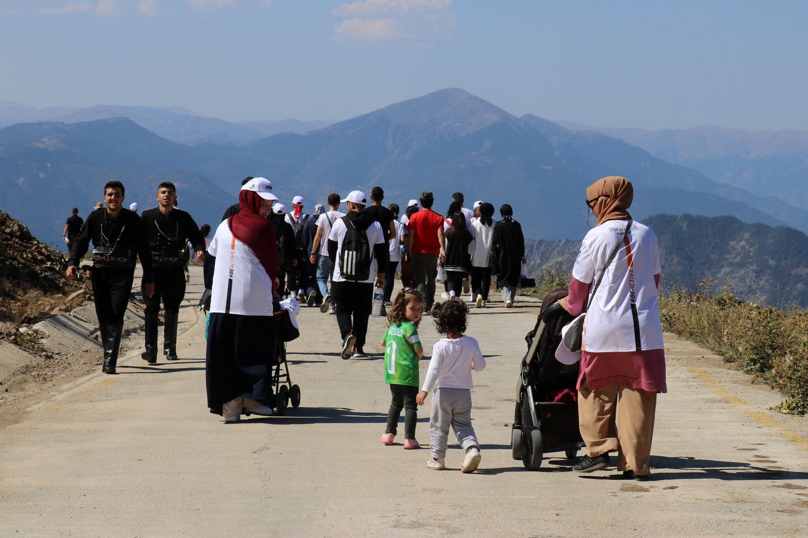 Avrupa Spor Haftasında Gümüşhane’de doğa yürüyüşü düzenlendi 37