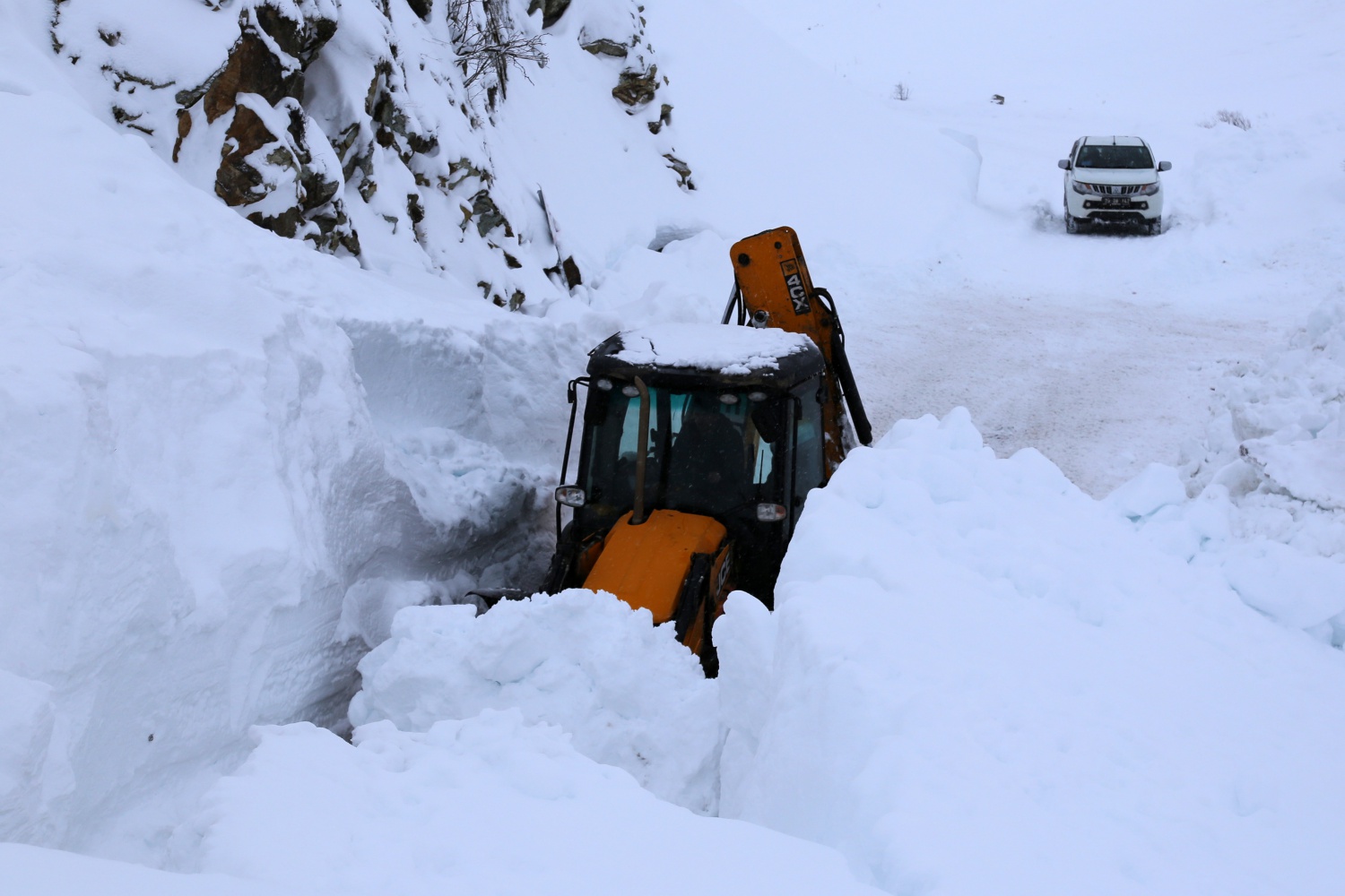 Gümüşhane’de çığ 17