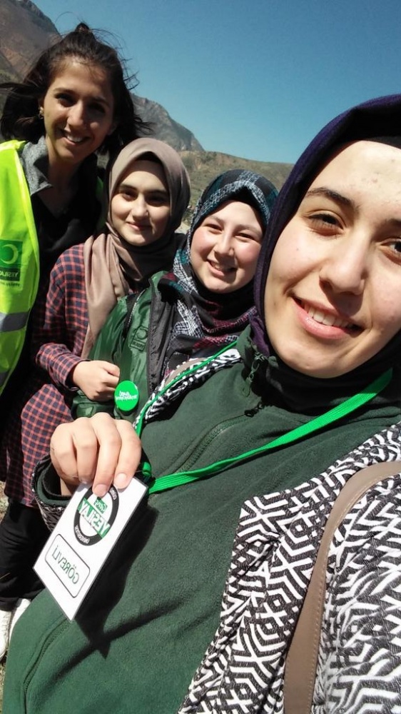 Gençler 101 fidanı toprakla buluşturdu 8