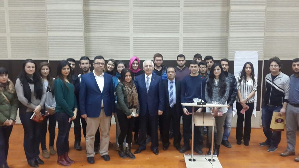 Akçay, üniversite öğrencileriyle girişimcilik söyleşisi yaptı 4