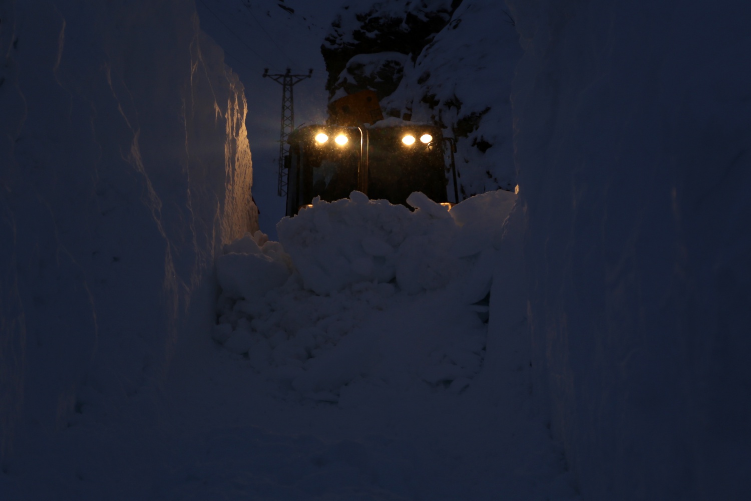 Gümüşhane’de çığ 34