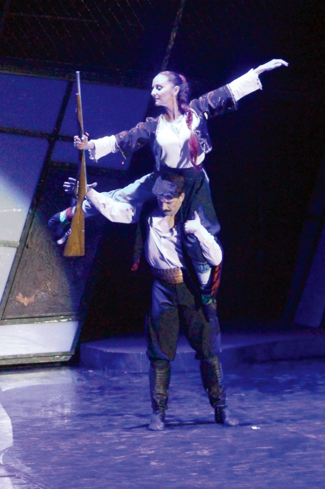 ‘Çakırcalı Efe’ sahnelendi 10