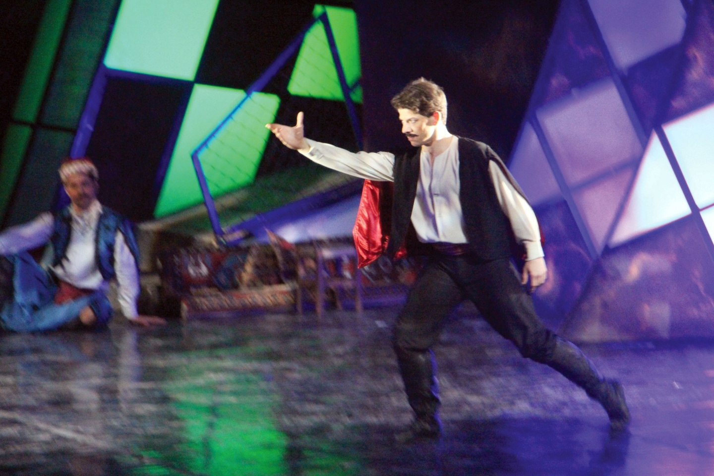 ‘Çakırcalı Efe’ sahnelendi 9