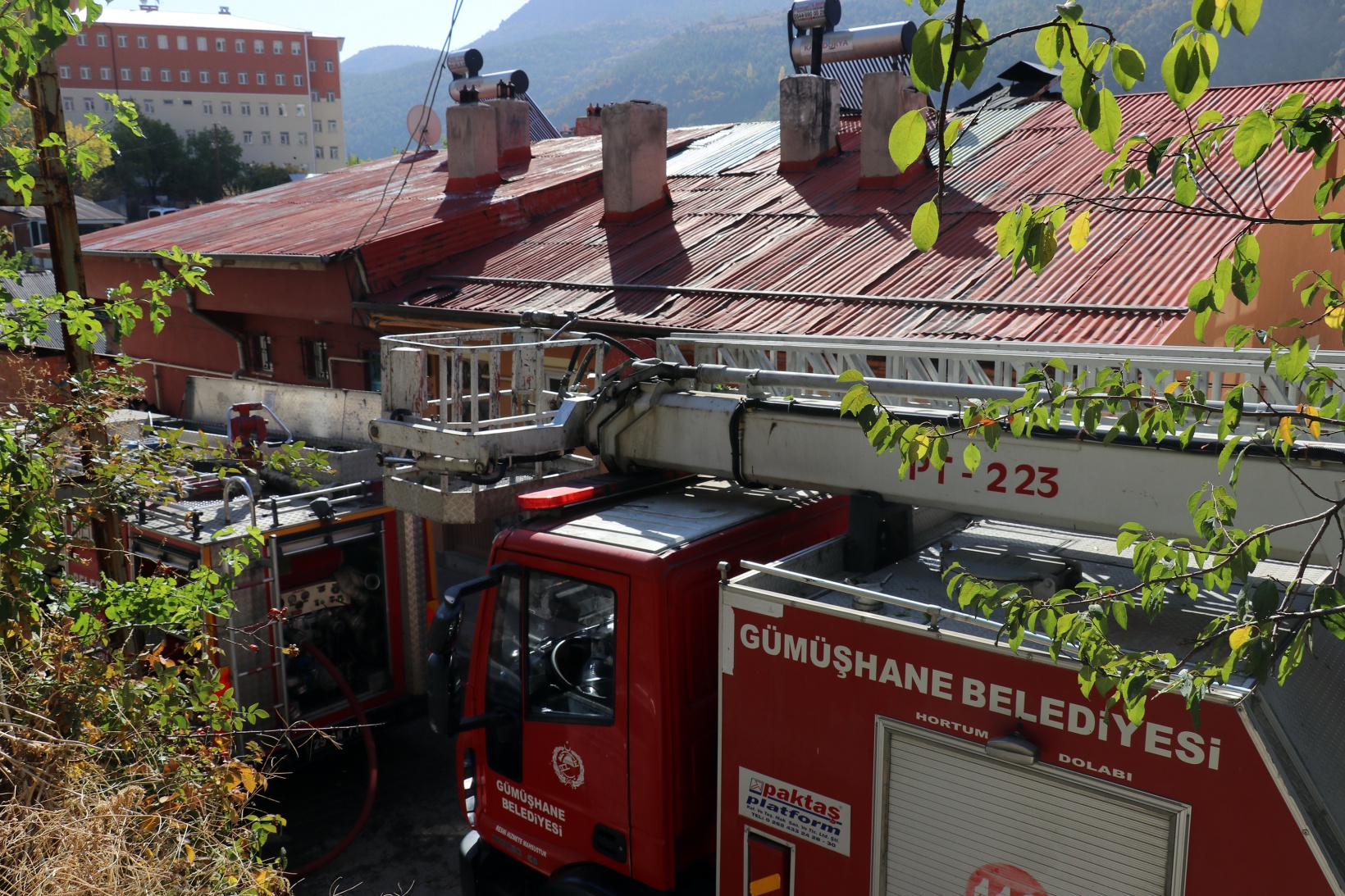 Gümüşhane’de Afganların kaldığı ev küle döndü 2