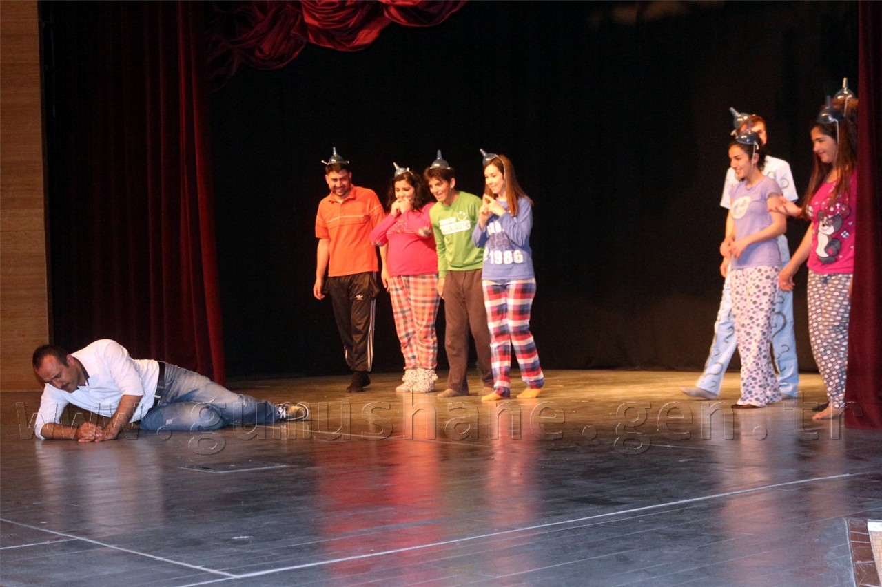 Karmakarışık’a yoğun ilgi 11