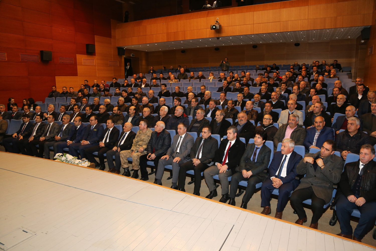 Gümüşhane’de muhtarlar toplantısının konusu uyuşturucu oldu 9