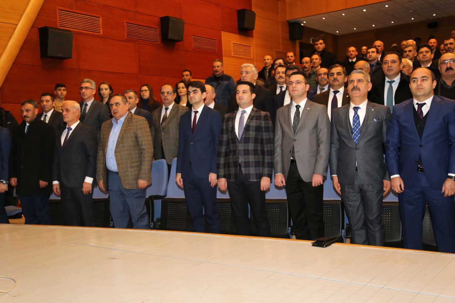 Gümüşhane’de muhtarlar toplantısının konusu uyuşturucu oldu 6