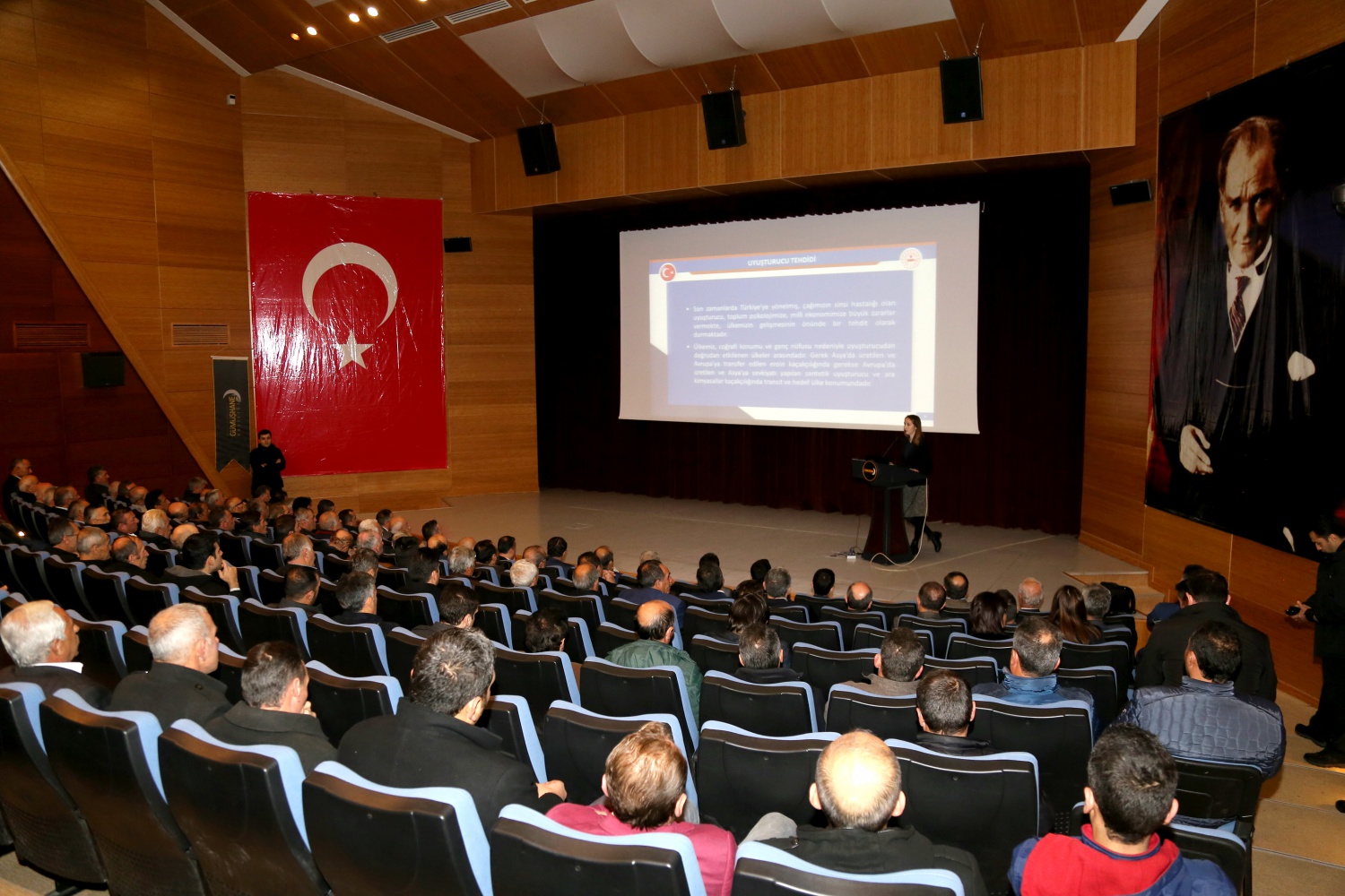 Gümüşhane’de muhtarlar toplantısının konusu uyuşturucu oldu 15
