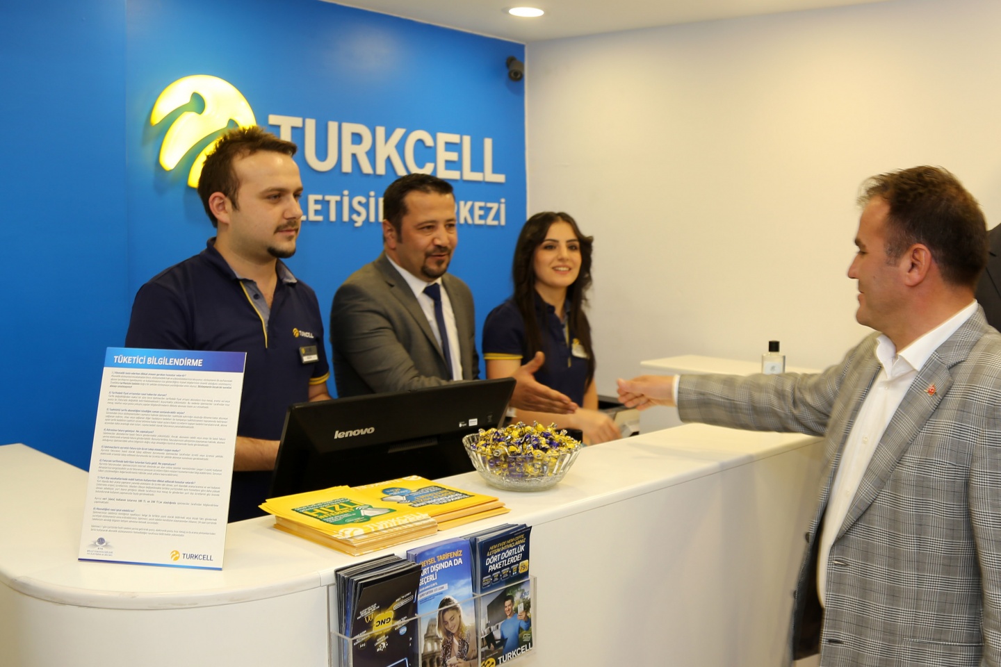 Koca İletişim Turkcell İletişim Merkezi açıldı 8