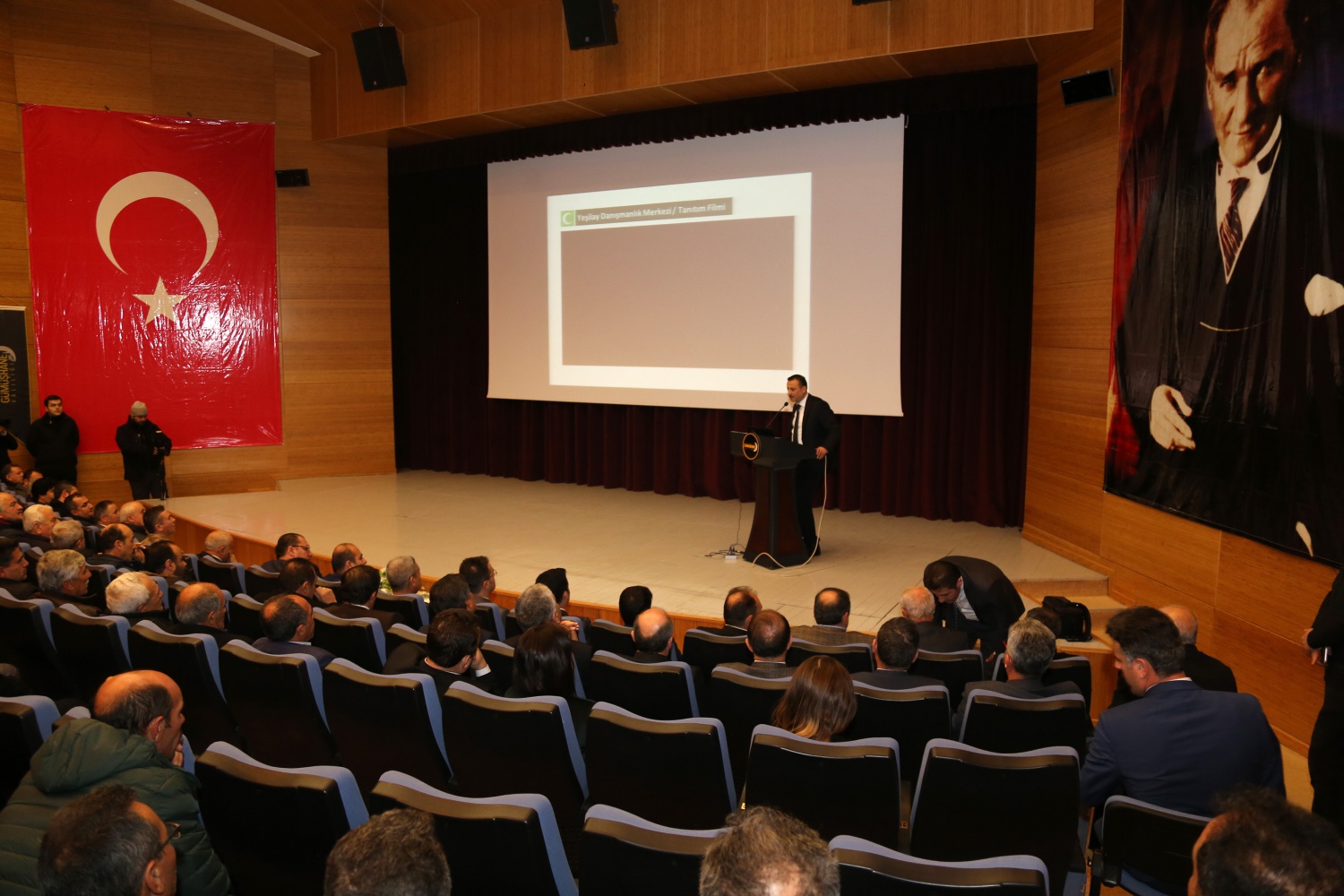 Gümüşhane’de muhtarlar toplantısının konusu uyuşturucu oldu 14