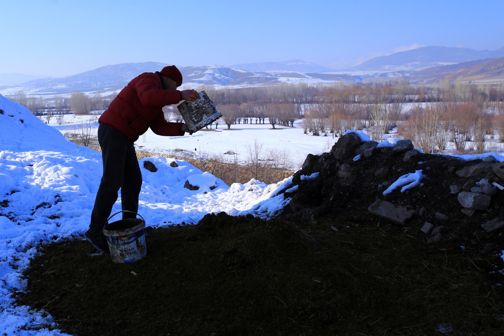 Kendisini 'diplomalı eşek bakıcısı' olarak nitelendiren vatandaştan insanlık dersi 16
