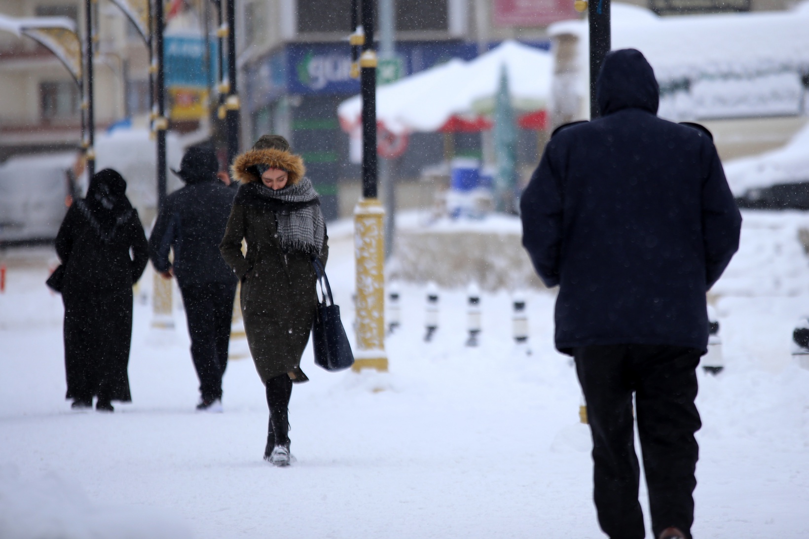 Gümüşhane’de yoğun kar yağışı etkili oldu 7