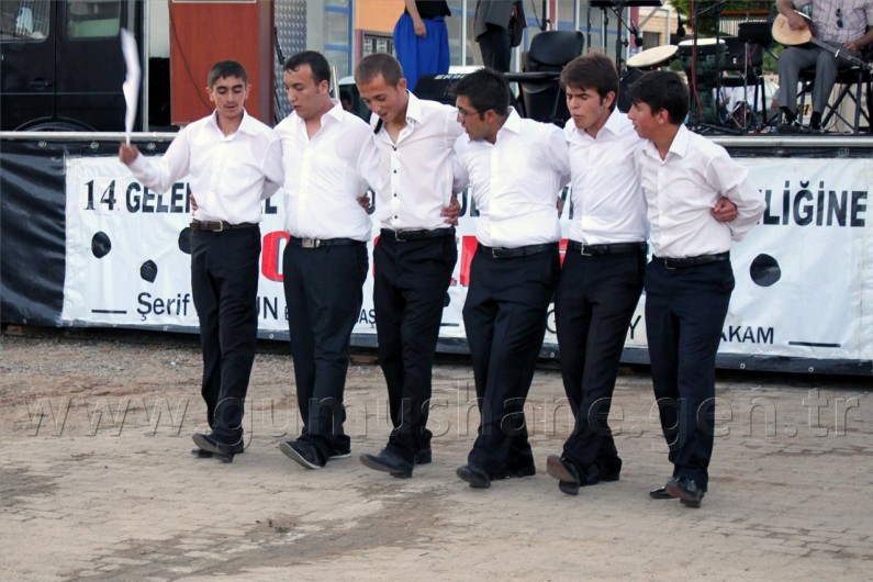 Köse Şenliğe Doydu 6