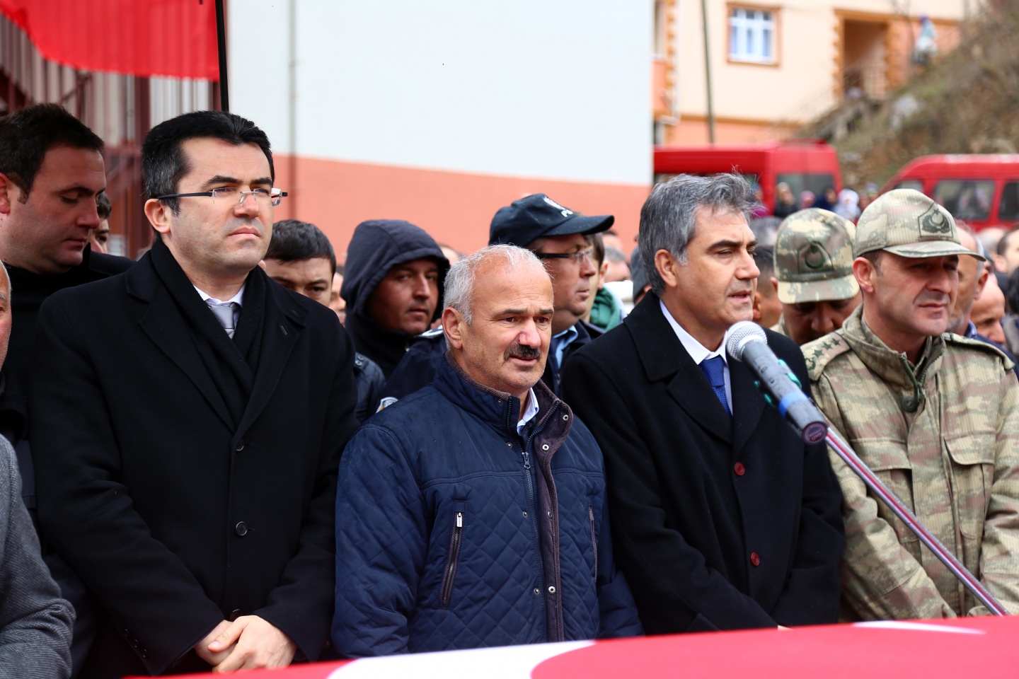 Kürtün, Selim Ünlü'ye ağladı 1