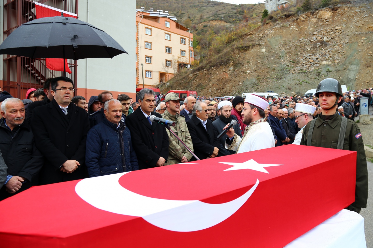 Kürtün, Selim Ünlü'ye ağladı 3