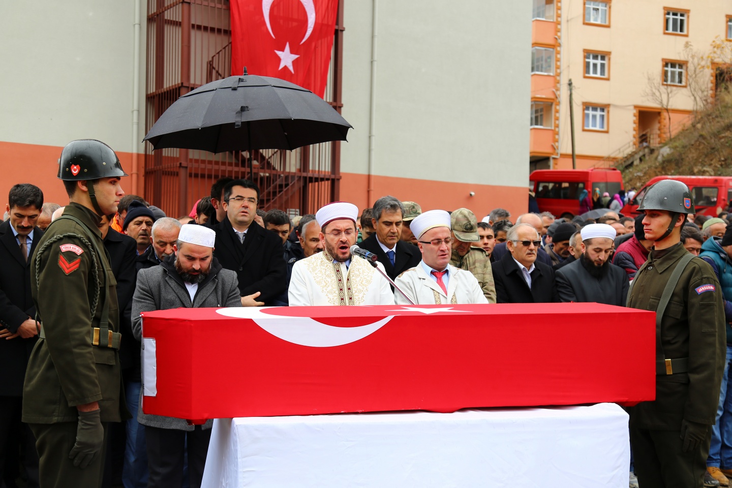 Kürtün, Selim Ünlü'ye ağladı 7