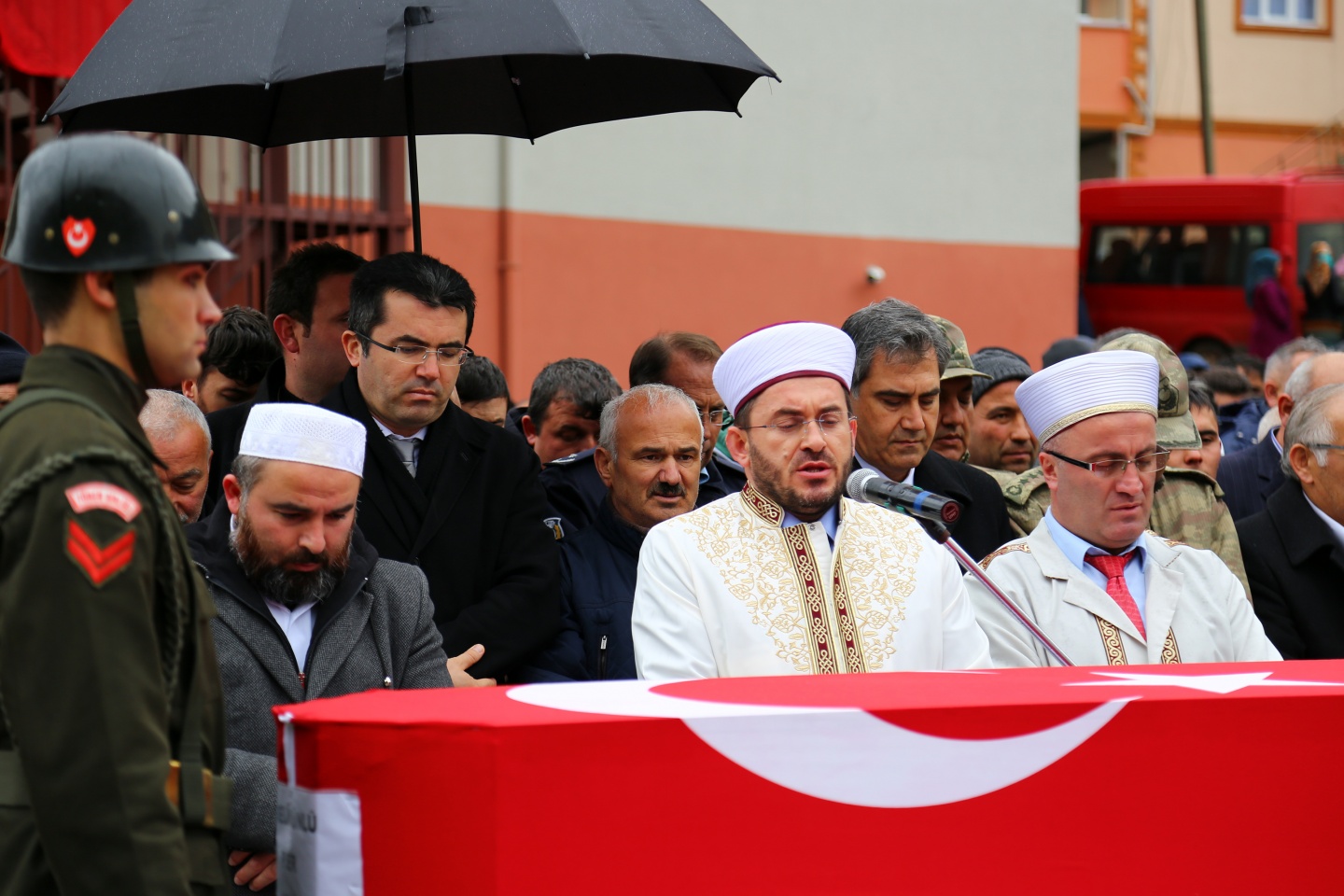 Kürtün, Selim Ünlü'ye ağladı 11