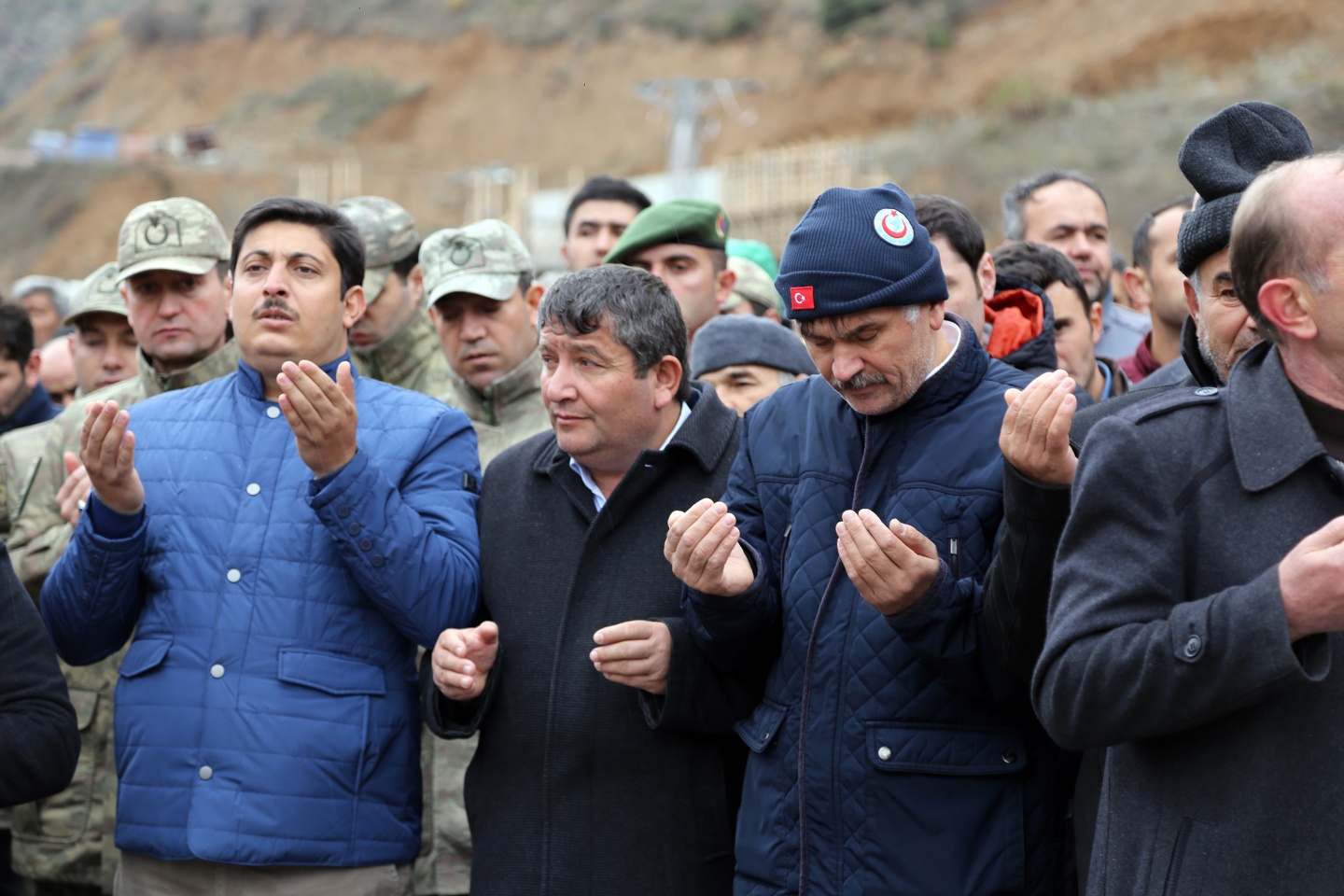 Kürtün, Selim Ünlü'ye ağladı 17