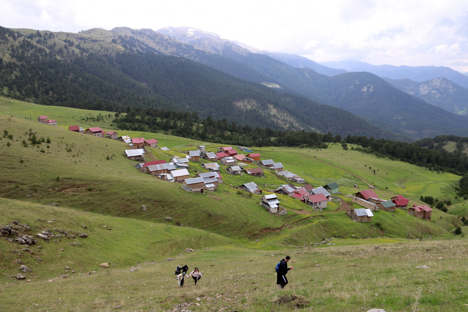 Gençler 19 Mayıs’ı Altınpınar Gölünde kutladı 12