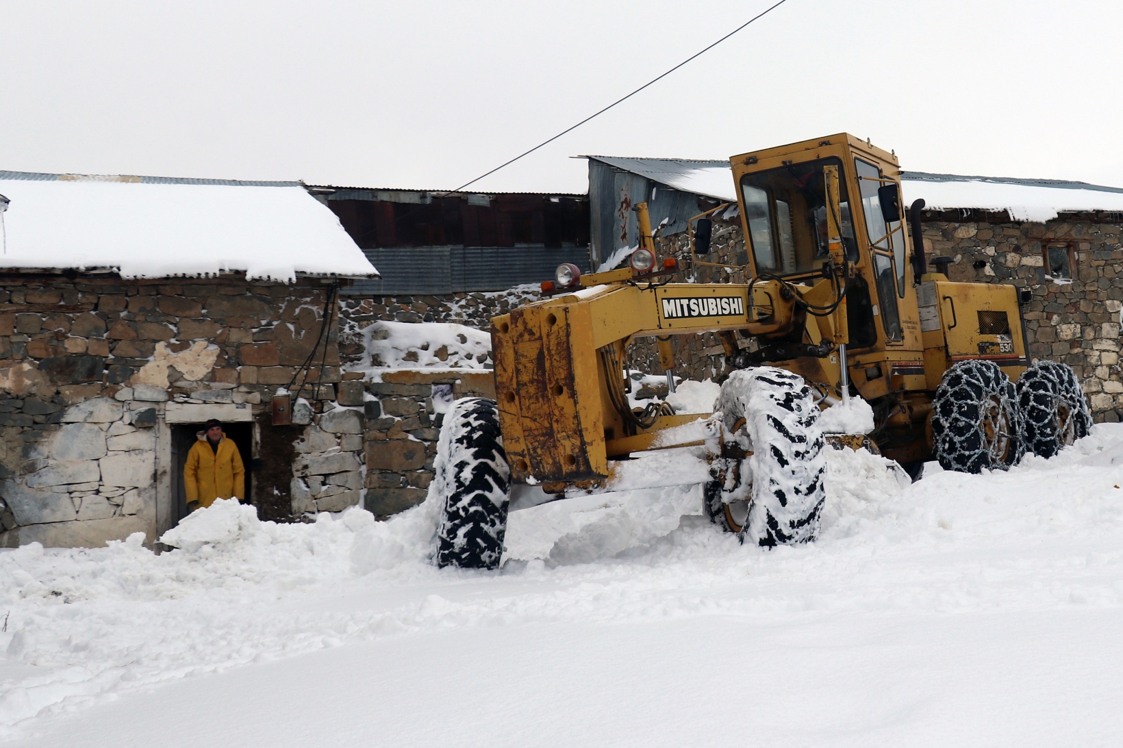 Gümüşhane’de karla mücadele çalışmaları devam ediyor 8