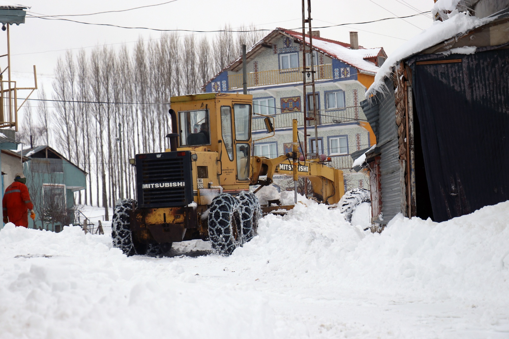 Gümüşhane’de karla mücadele çalışmaları devam ediyor 3