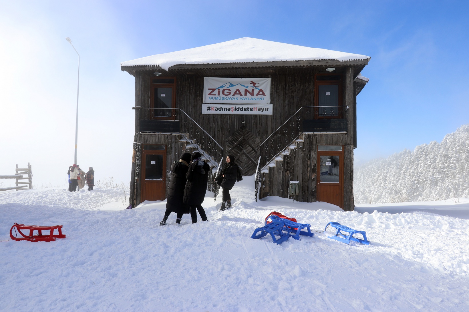 Zigana kayak merkezinde hafta sonu hareketliliği 12