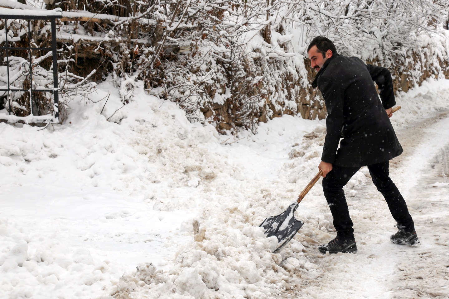 Gümüşhane'de 261 köy yolu ulaşıma kapandı 11