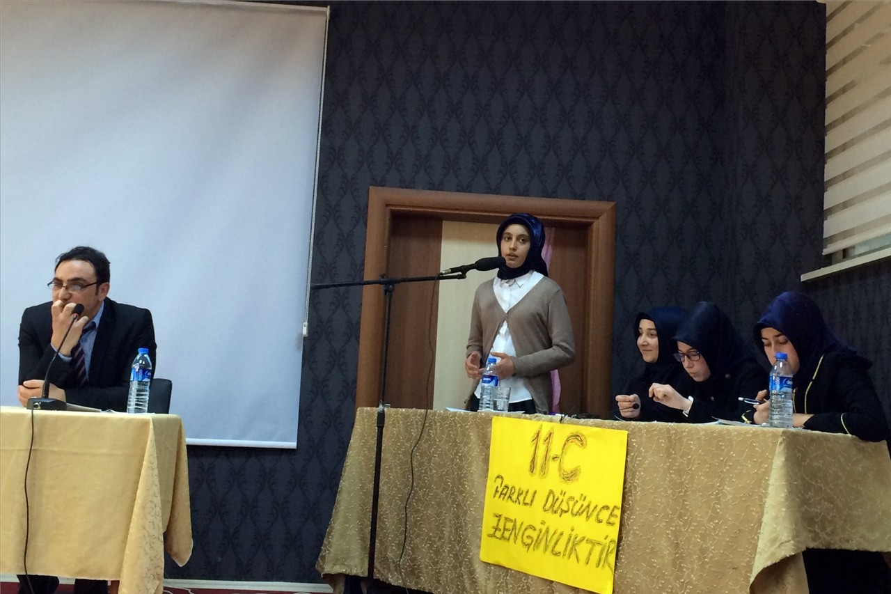 Kelkit’te münazara yarışması düzenlendi 5