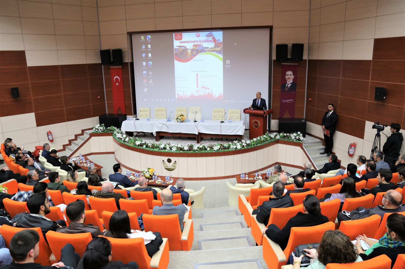 Madencilikte İş Güvenliği Paneli gerçekleştirildi 3