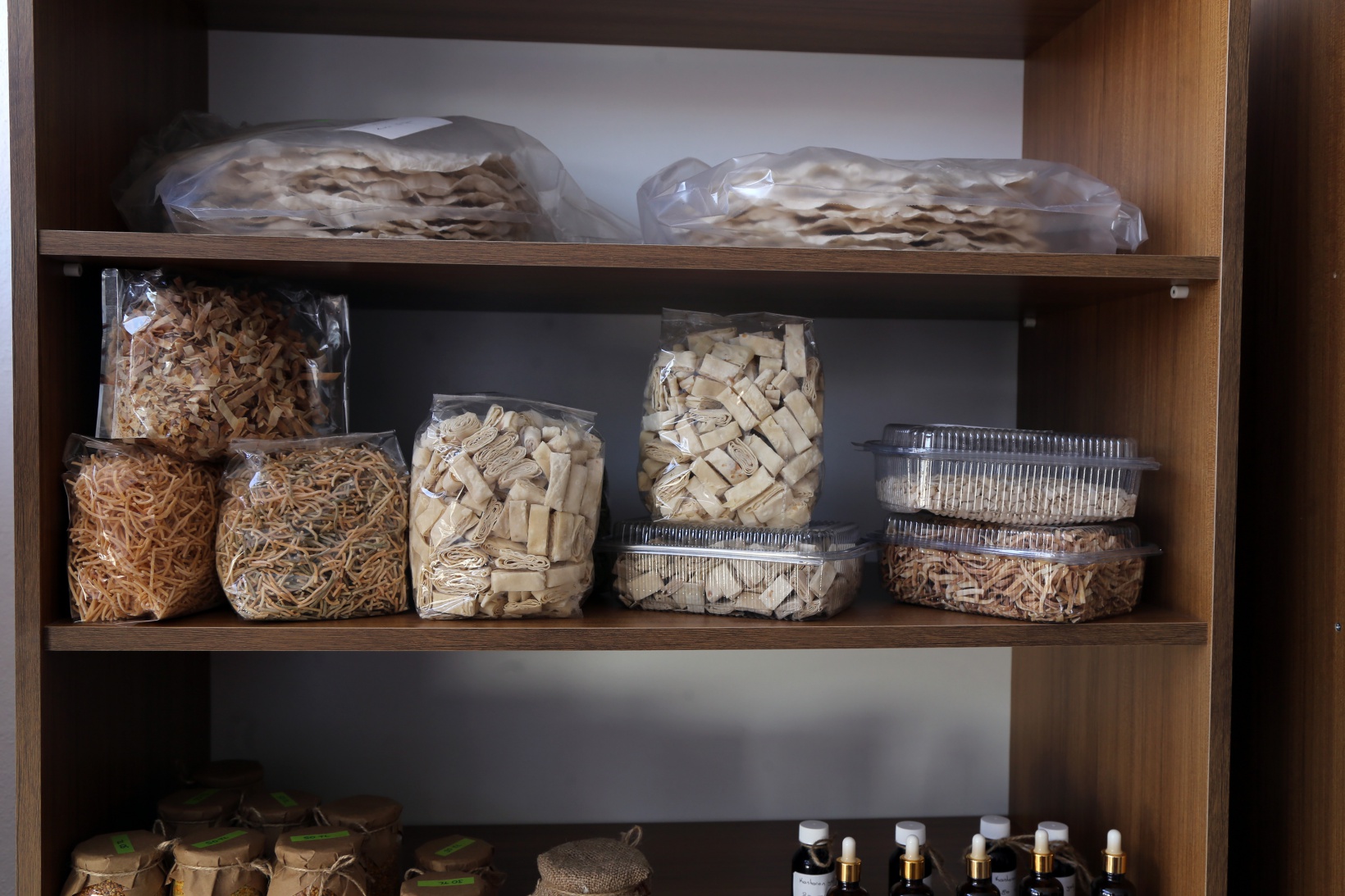 Kasaba Atölyesi’nde kadınlar hem üretiyor hem de aile bütçelerine destek oluyor 5