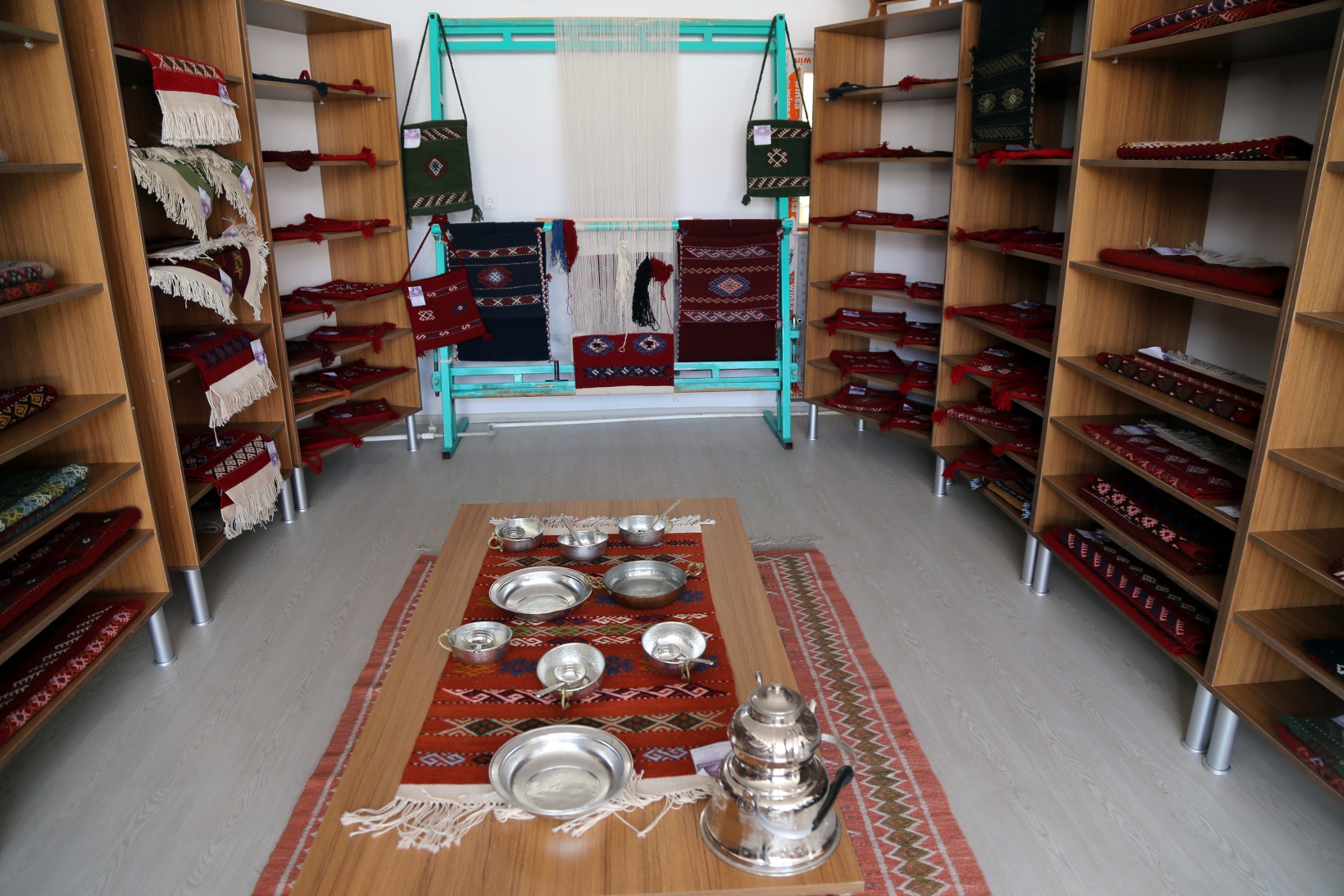 Kasaba Atölyesi’nde kadınlar hem üretiyor hem de aile bütçelerine destek oluyor 6