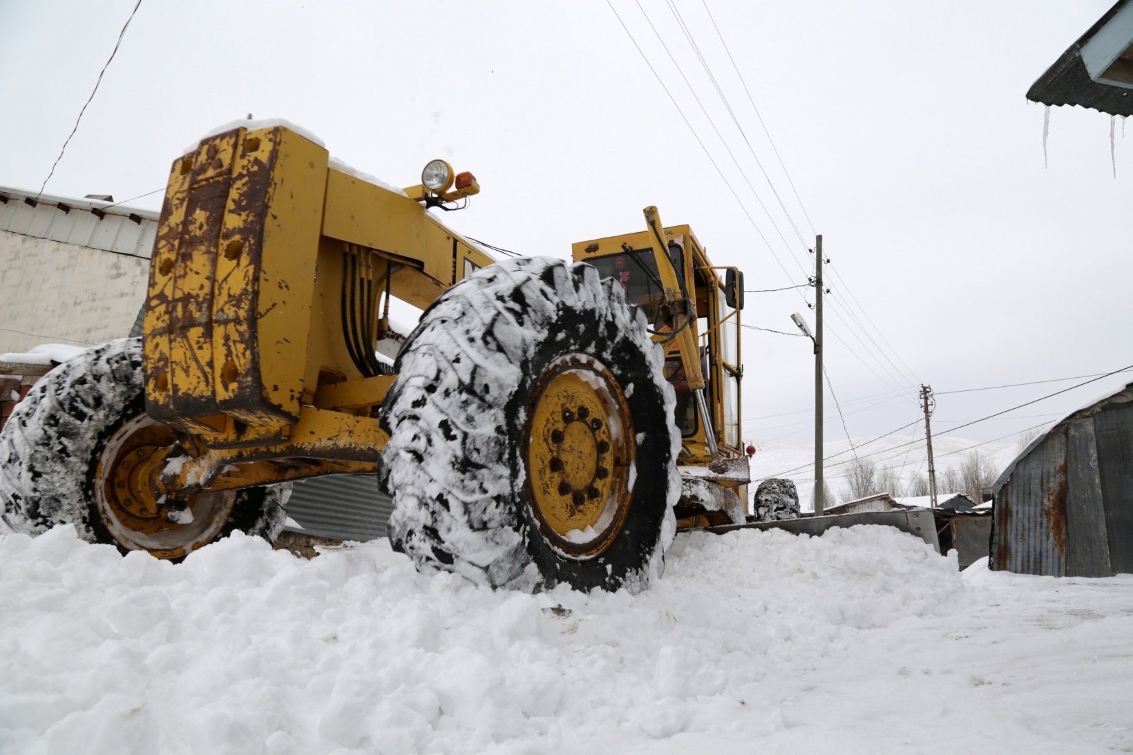 Gümüşhane’de kapalı köy yolu kalmadı 7