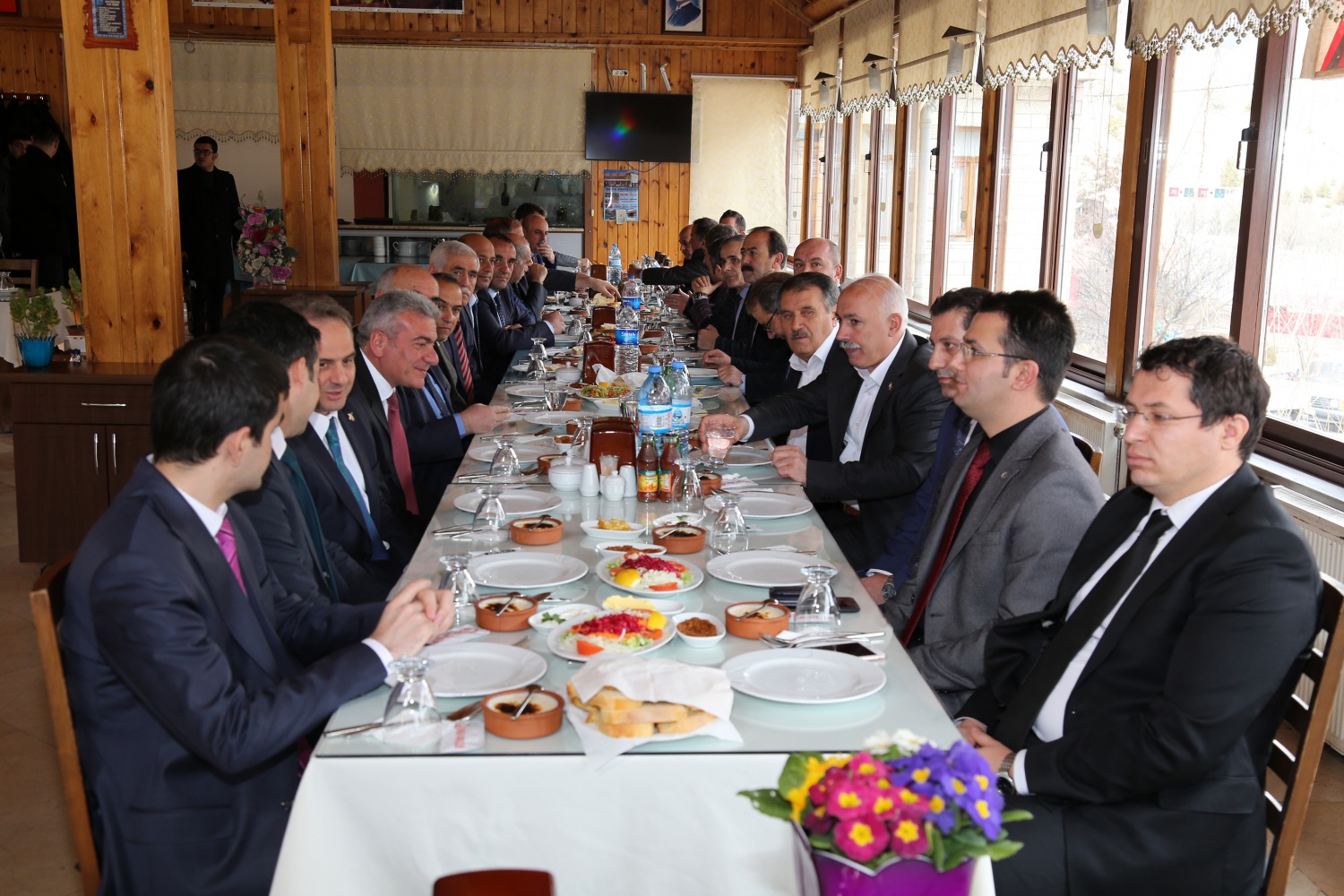 Vali Taşbilek’ten Meclis üyelerine teşekkür 10