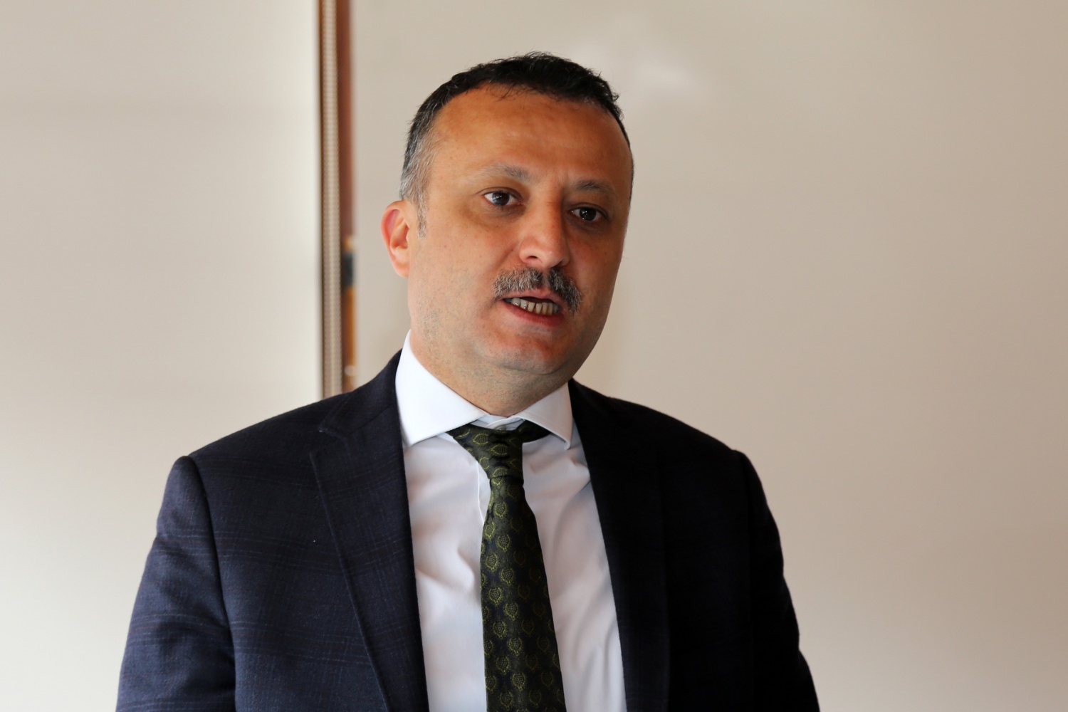 Vali Taşbilek’ten Meclis üyelerine teşekkür 18