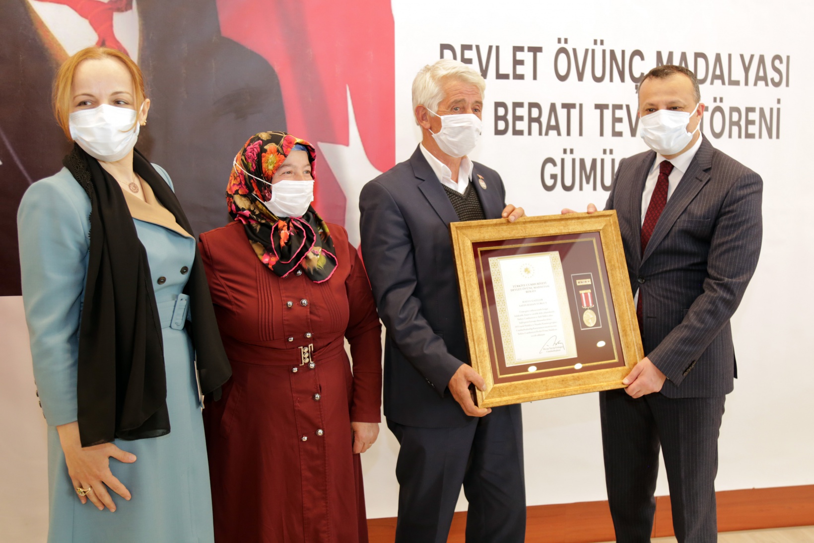 Gümüşhane'de Gazi Hasan Turgut'a devlet övünç madalyası verildi 7