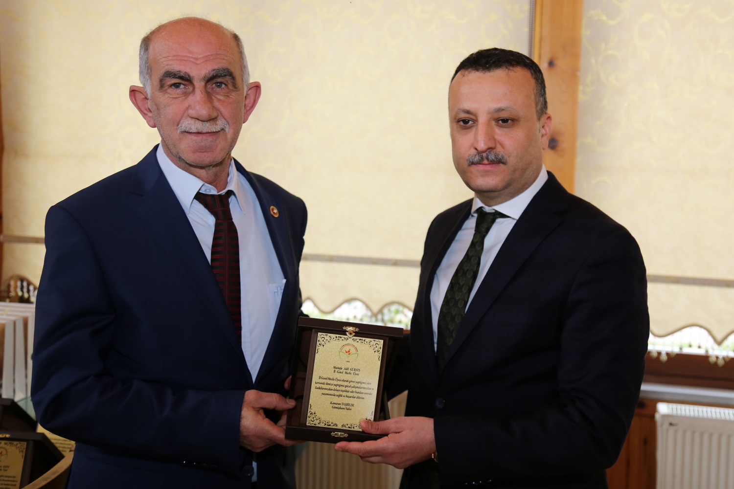 Vali Taşbilek’ten Meclis üyelerine teşekkür 25