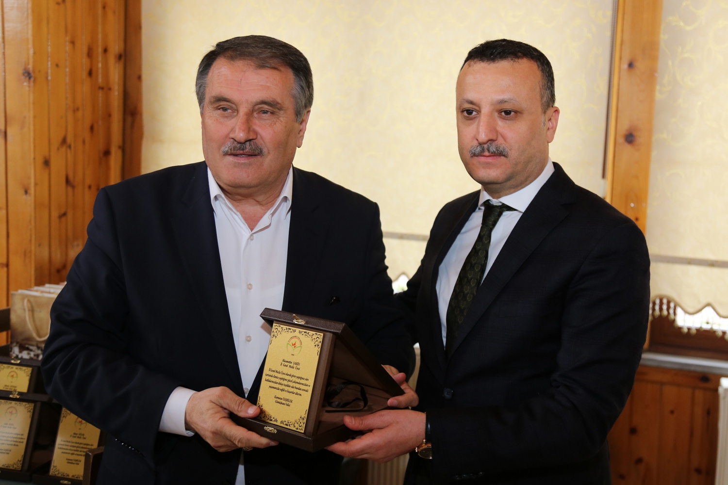 Vali Taşbilek’ten Meclis üyelerine teşekkür 27