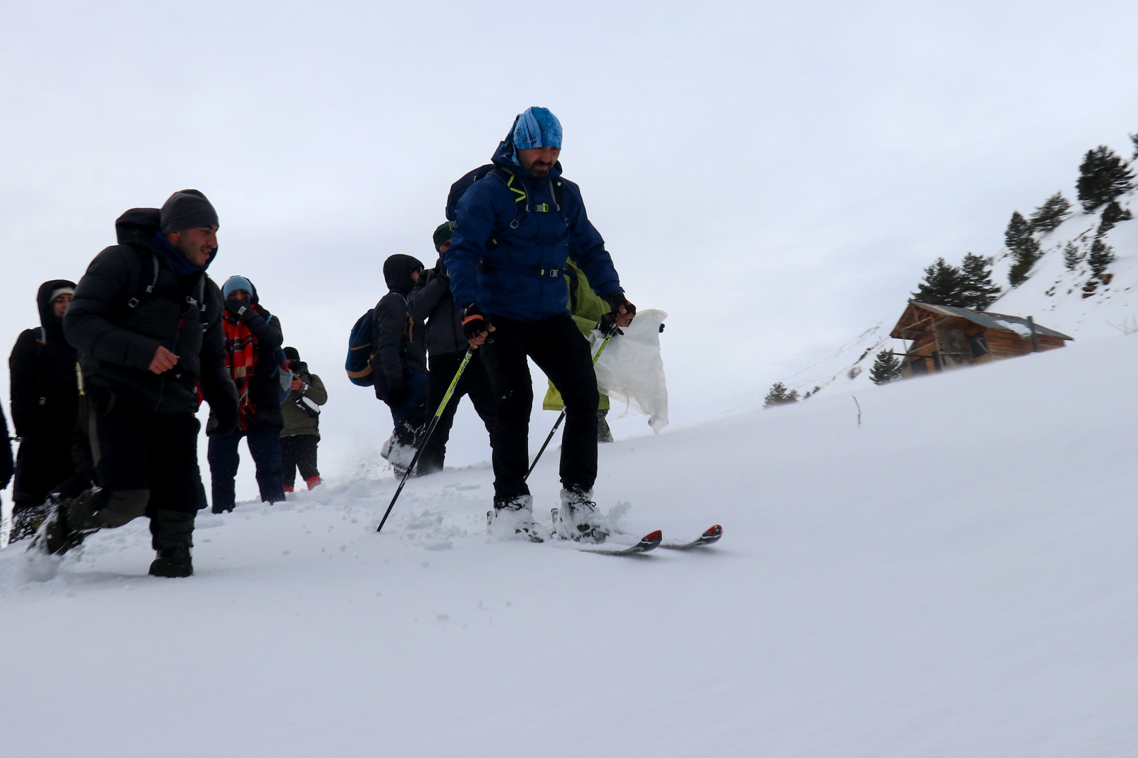 Gümüşhaneli dağcılardan Kalis yaylasına unutulmaz kış yürüyüşü 16