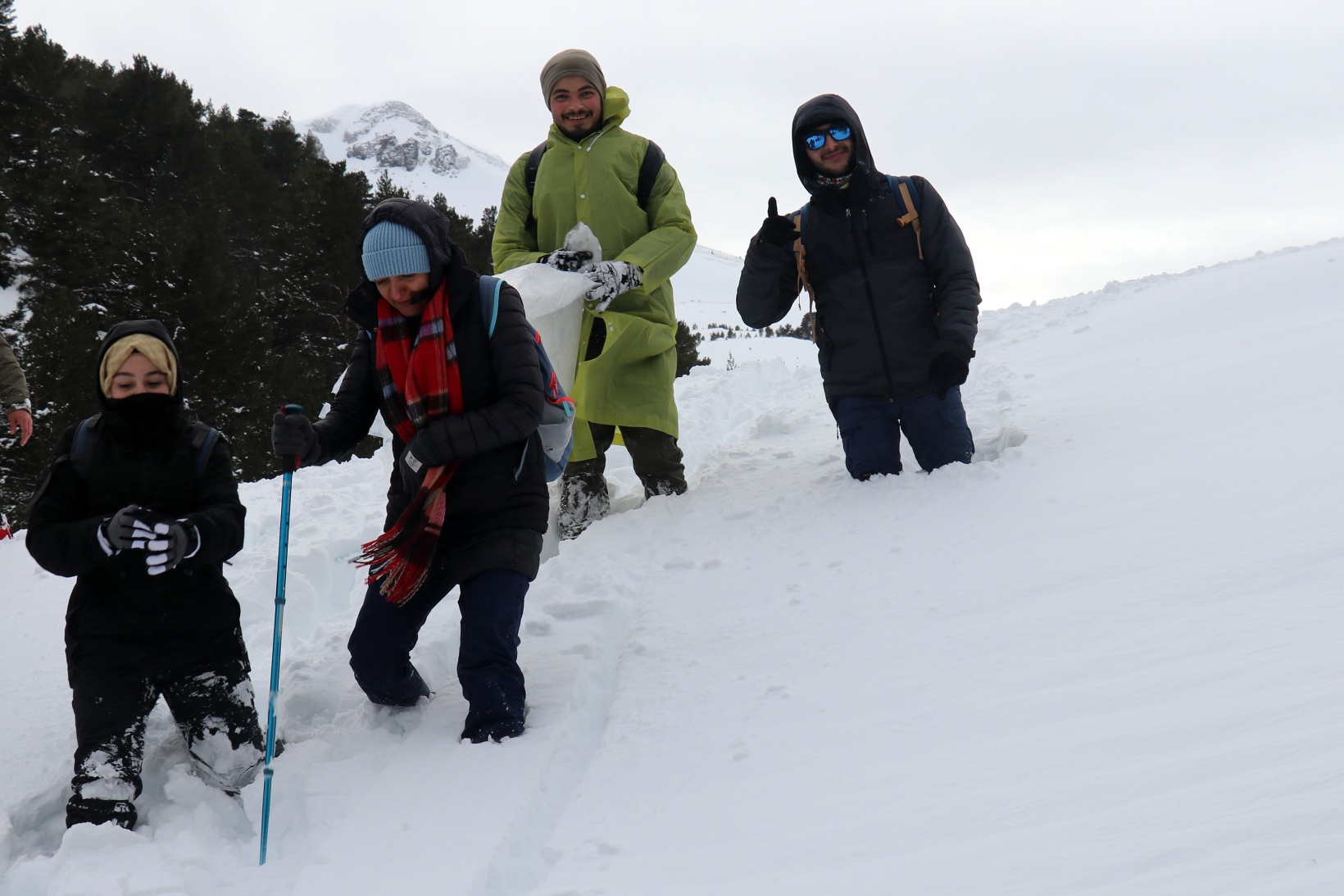 Gümüşhaneli dağcılardan Kalis yaylasına unutulmaz kış yürüyüşü 12