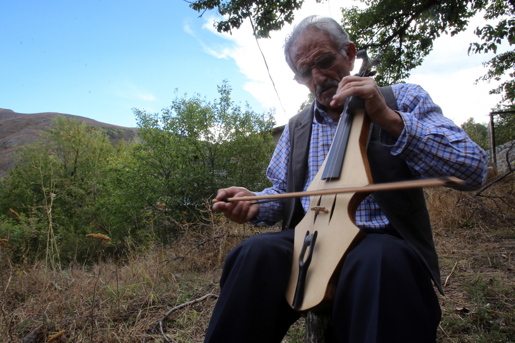 Hem okuyor hem yazıyor hem yapıyor 7